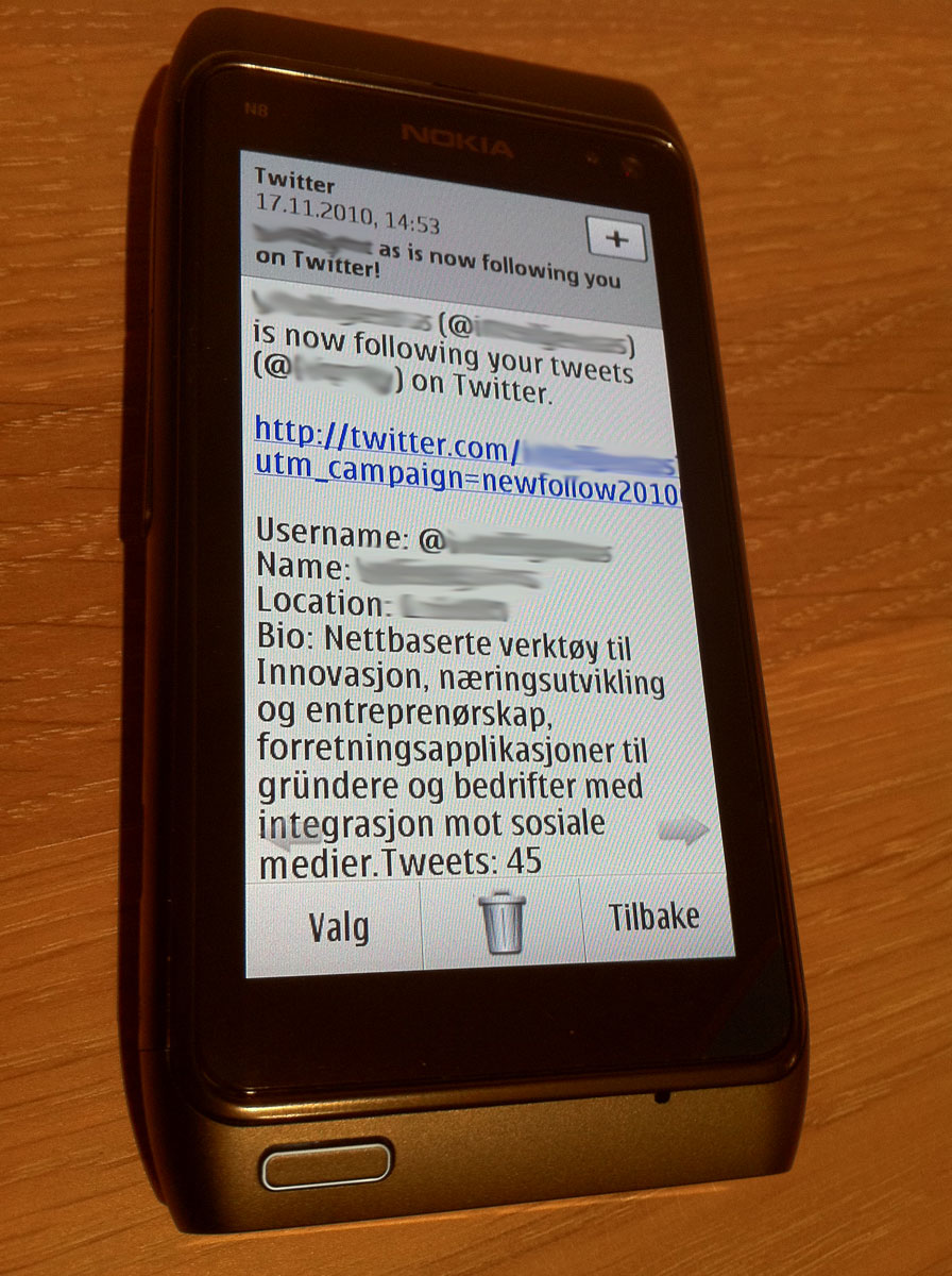 En e-postmelding fra Twitter på Nokia N8
